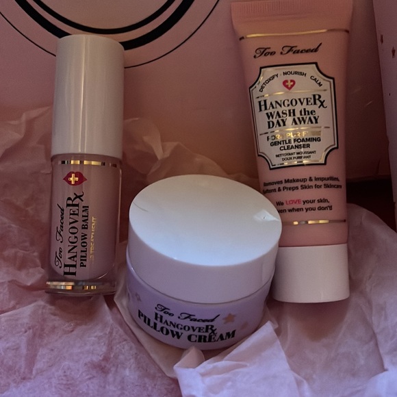 Too Faced Hangover Skincare Obsessions 3 piece Kit Miniatures. NIB🔺FIRM🔺 - Picture 3 of 12